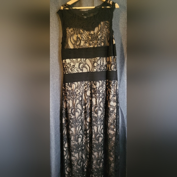 Candalite women's maxi dress black lace 2X NWOT - Picture 8 of 9